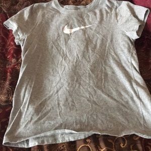 Nike girls tee shirt